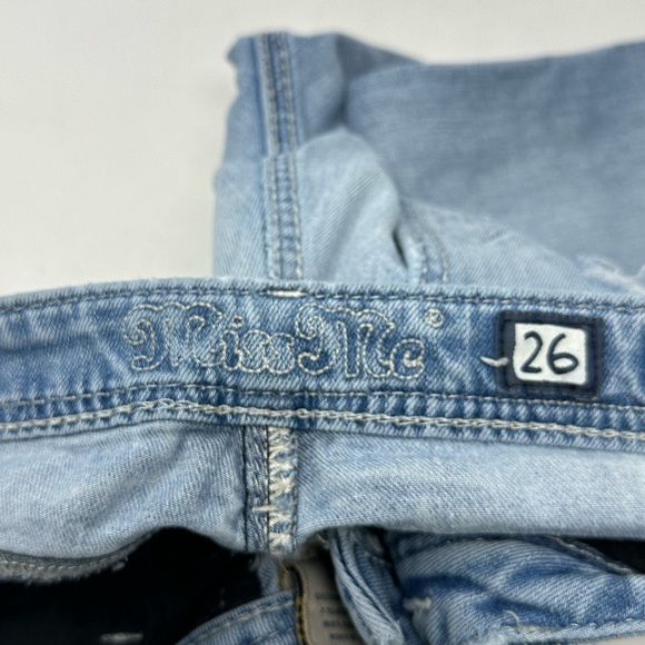 Miss Me Jeans Women’s Sz 26 Signature Straight Zipper Pockets Light Wash X2 - Picture 5 of 7